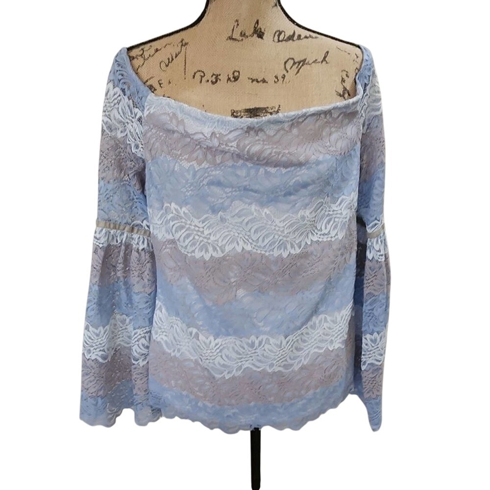 Alexis Admor‎ lace off shoulder bell sleeve shirt plus size 14